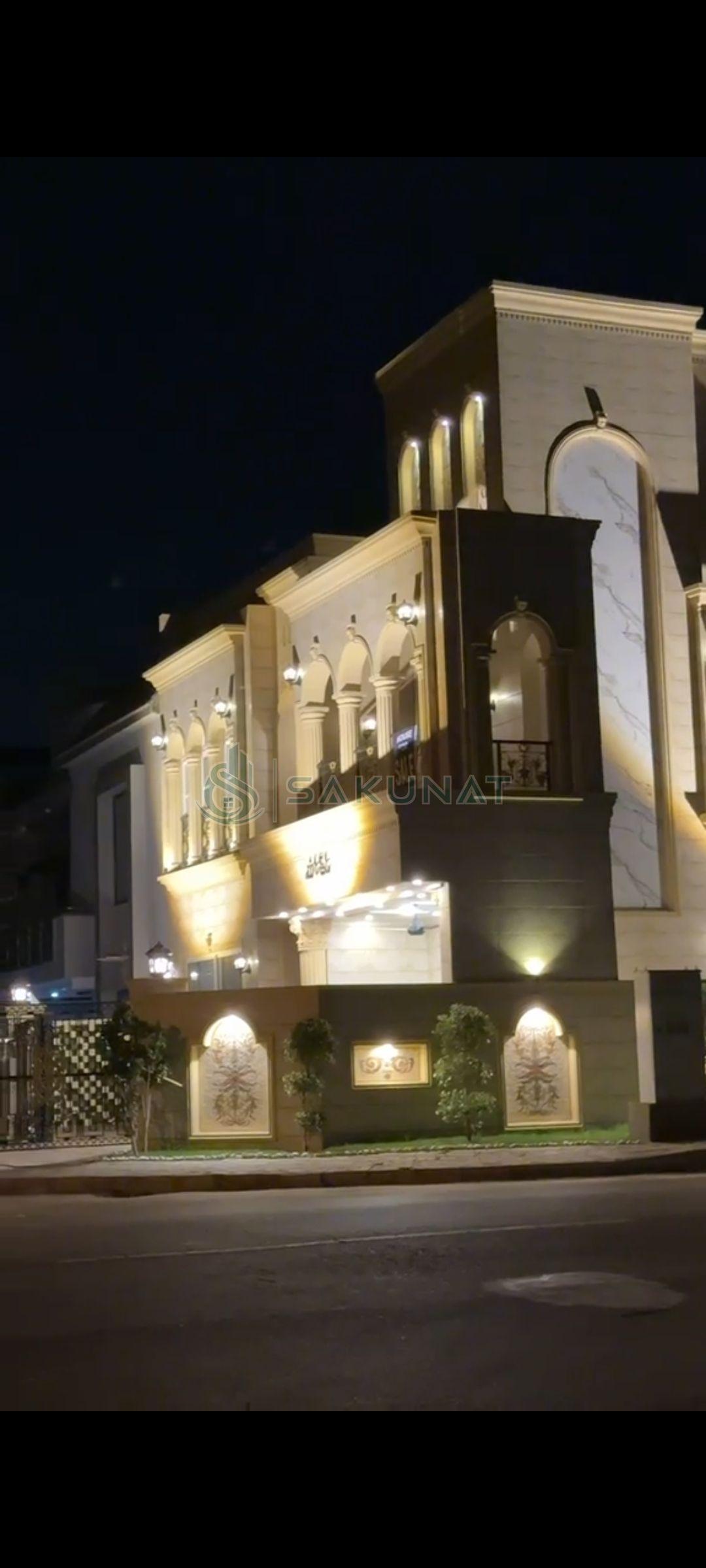 10.5 Marla 5-bedroom House for sale in Bahria Town - Overseas Enclave, Lahore