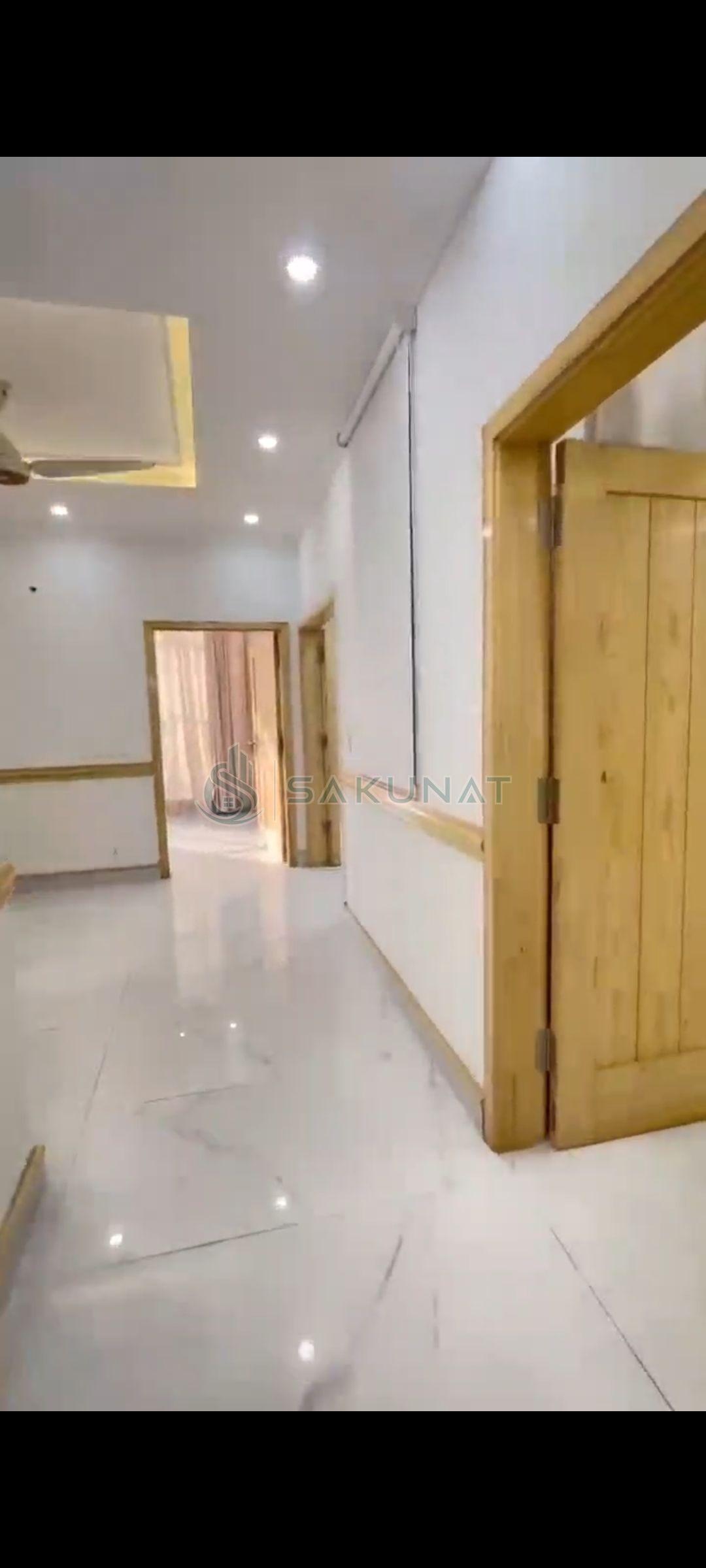 1350 Sq. ft 3-bedroom Penthouse for sale in Bahria Town - Quaid Block, Lahore