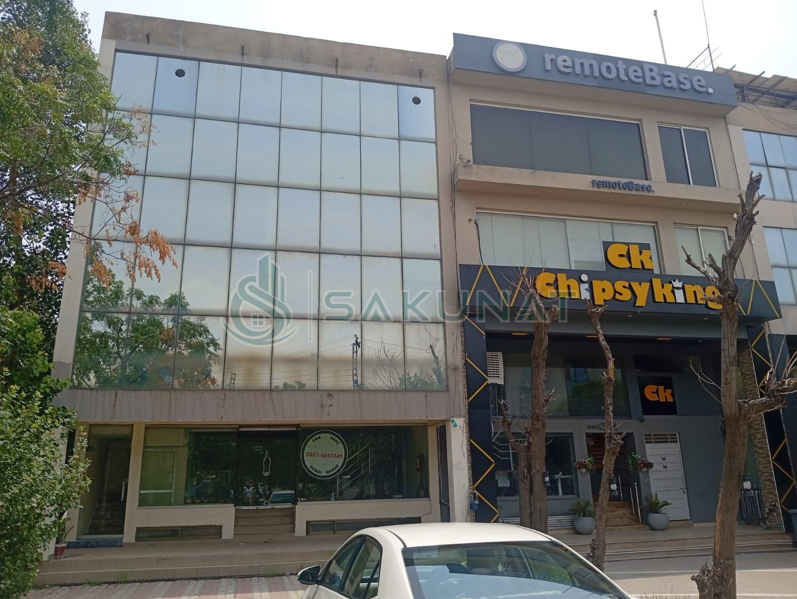 4 Marla Building / Plaza for rent in DHA Phase 4, Lahore