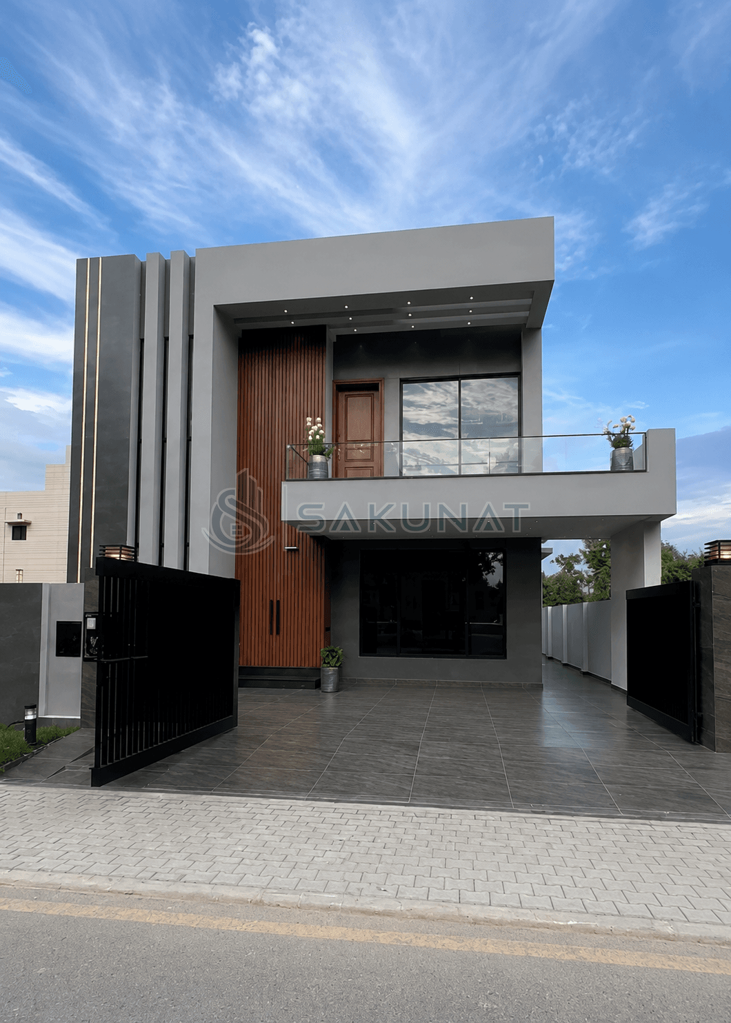 10 Marla 5-bedroom House for sale in Bahria Town - Quaid Block, Lahore