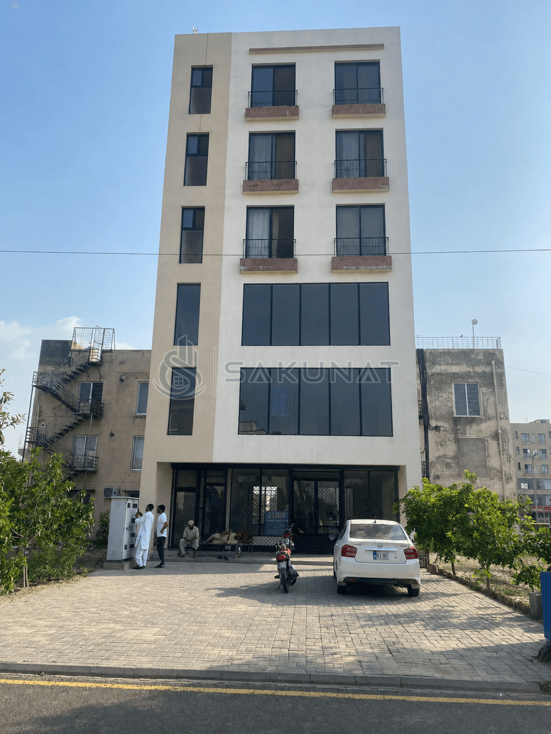 5 Marla Building / Plaza for sale in Bahria Town - Block CC, Lahore
