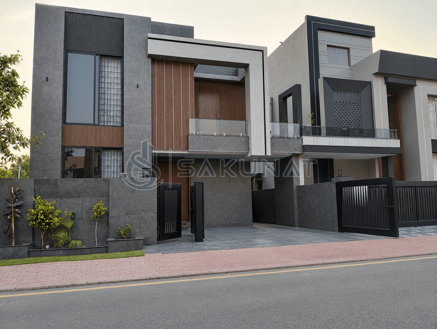 10 Marla 5-bedroom House for sale in Bahria Town - Quaid Block, Lahore